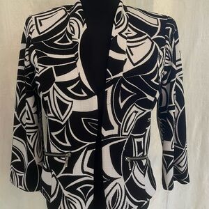 Dressbarn Monochrome Geometric Blazer Size S, , open style, zip pockets NWT
